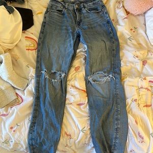 Straight cut jean, light blue, size 26, American eagle